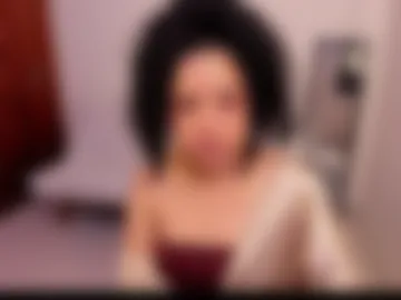 biancaitsback photo 2