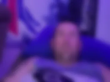 bigcocksuckingslut live webcam preview