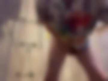 bighairybass live webcam preview