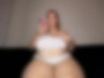 bigoltittycomittee webcam preview