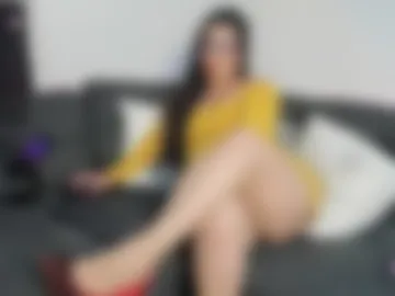 bizarrelovetriangle photo 4