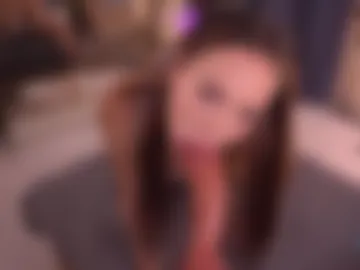 bllowjoyy photo 4
