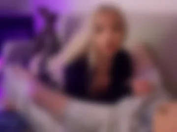 blonde8888 photo 2