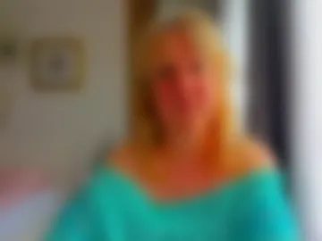 blonde_angel20 webcam preview
