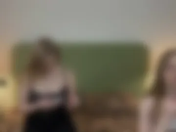 blonde_duo photo 5