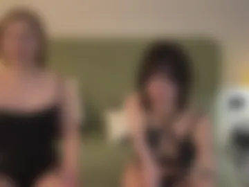 blonde_duo webcam preview