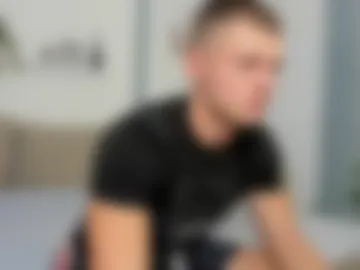 blonde_fit_lad photo 2
