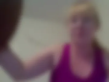 blonde_katie webcam preview