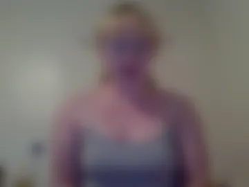 blonde_katie photo 6