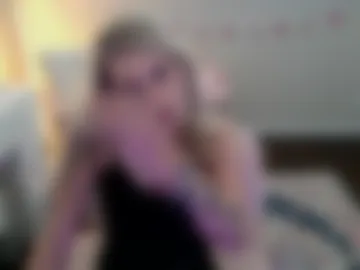 blonde_stella photo 8