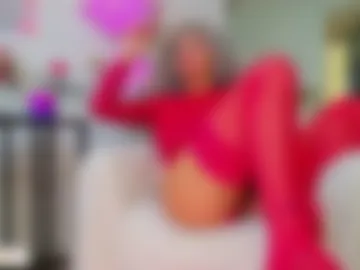 blondeceline photo 3