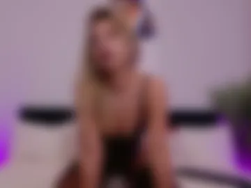 blondieeve photo 2