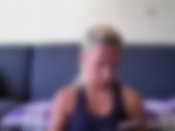 blondiepam23 photo 4