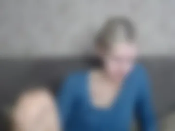 blondyledy live webcam preview