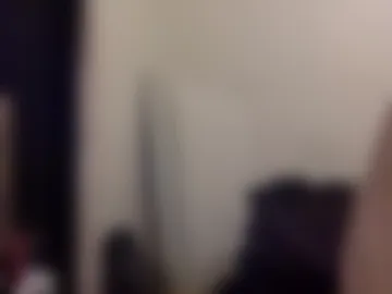 bobby_00x00 live webcam preview