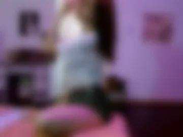 bombshellbaeby photo 2