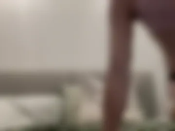 bootiful_femboy live webcam preview