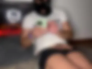boygoesbigger photo 3