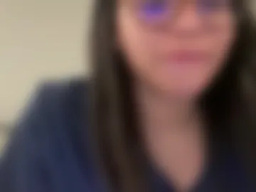 bratafterhours live webcam preview