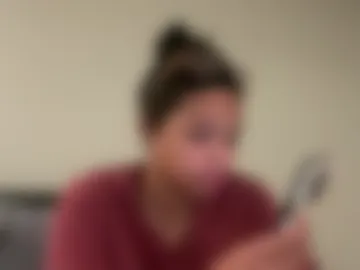 bratafterhours live webcam preview