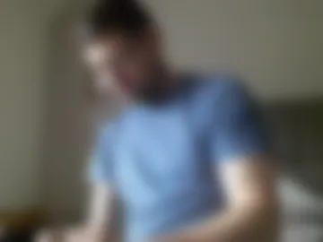 britguy6985 live webcam preview