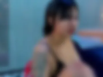 brunette_zoe photo 6