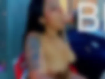 brunette_zoe photo 2