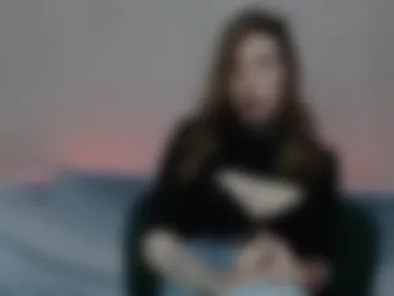 brunettesurprise photo 3