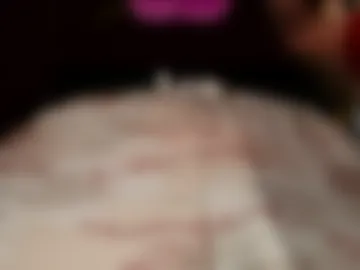 bulgetasticc live webcam preview