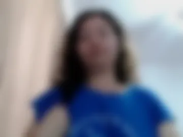 bustyemma webcam preview