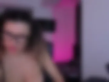 bustymira photo 5