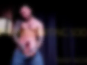 c_o_n_q_u_e_r webcam preview