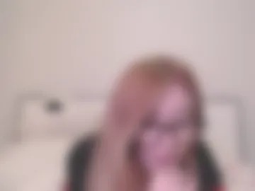 callmelunaxx webcam preview