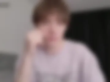 callmenineoneseven webcam preview