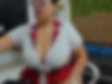 candy_curvyy webcam preview