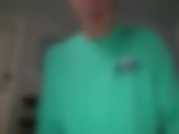 caressluving photo 6