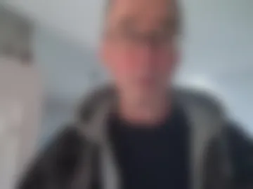 caressluving live webcam preview