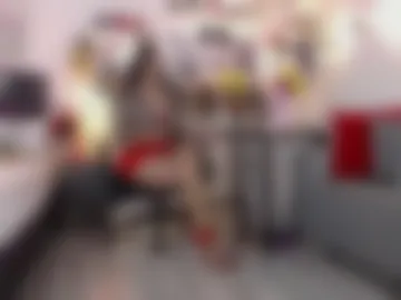 carlajohnson__ photo 2