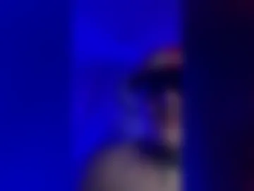 carlitosloving live webcam preview