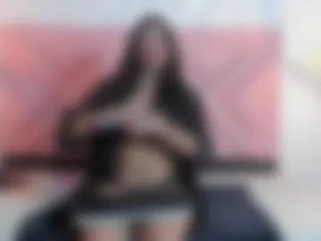 caroline_daring photo 3