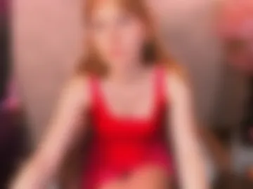 carolinedesire photo 2