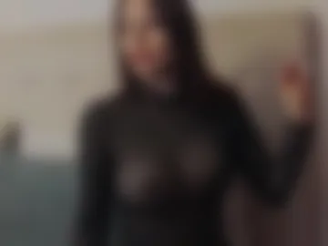 cassiehilton photo 4