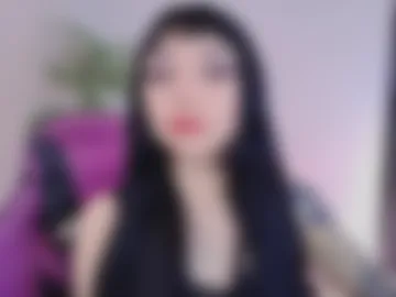 cati_petite photo 2