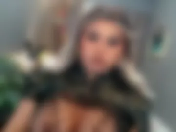 cellinekittcumerr photo 2