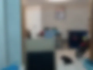charliehen live webcam preview