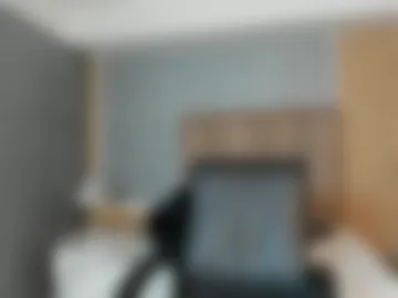 charlotte_whitee1 photo 2