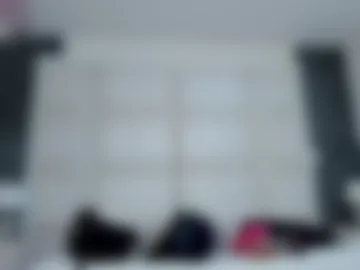 charlotte_whitee1 photo 4