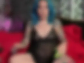 cherryb0mbb0mb photo 7