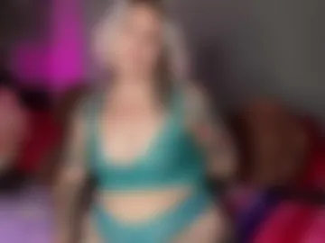 cherryb0mbb0mb live webcam preview