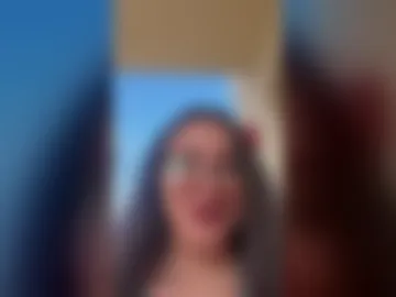 cherrylunaa live webcam preview